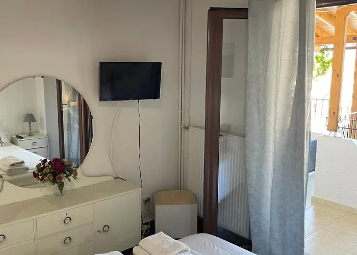 Katerinas Apartmens Skiathos by