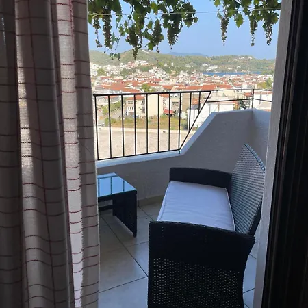 아파트 Katerinas Apartmens *